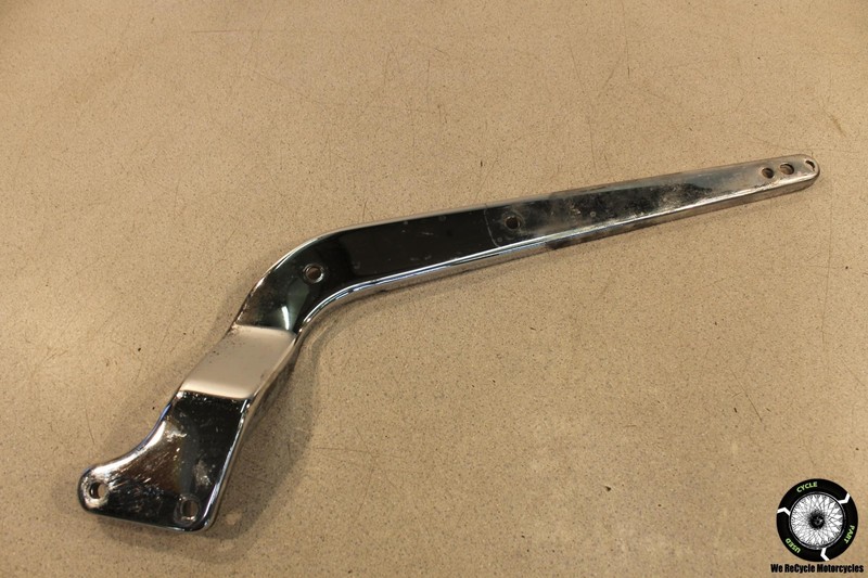 2005 Harley-Davidson Softail FXST LEFT REAR FENDER MOUNT BRACKET COVER 05