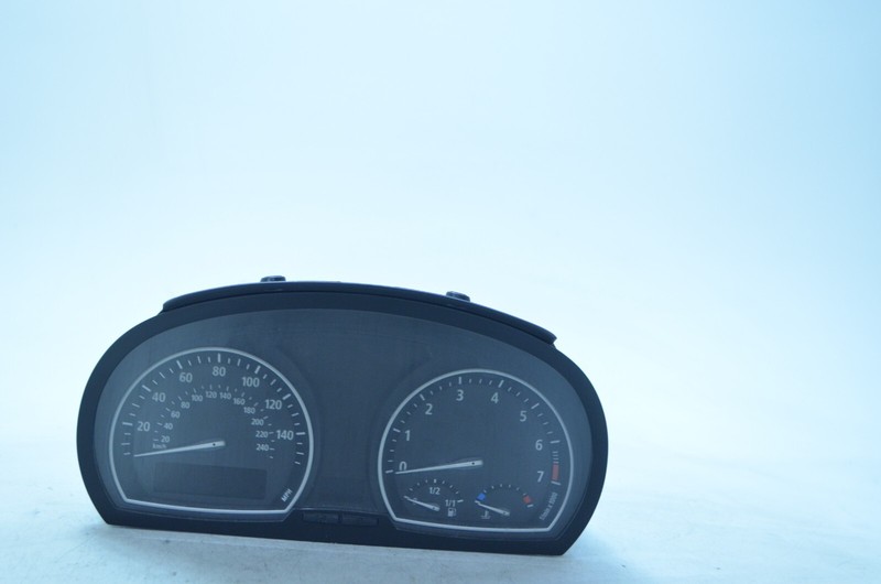 04-06 BMW E83 X3 SPEEDOMETER INSTRUMENT CLUSTER OEM