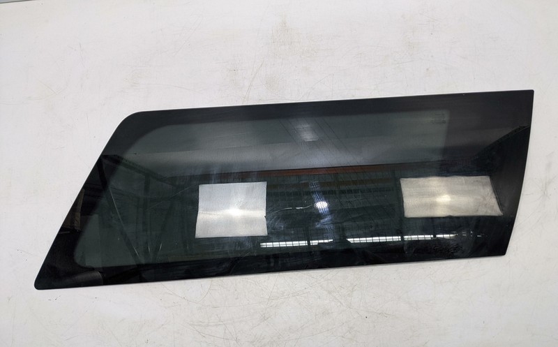 Right Quarter Glass 2016 Chevrolet Suburban 23385166 2015 2017 2018 2019 2020