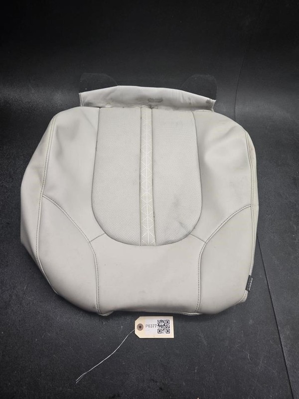 Front Right Seat Upper Cushion Cover 2021 Hyundai Sonata 88460-L1430 2022 2023