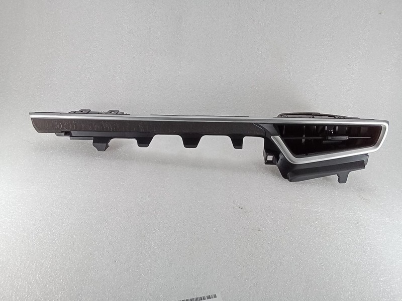 2019-2023 Toyota Corolla Front Right Dash Vent Trim Panel Display 5566212400