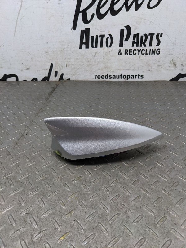 2014-2019 CADILLAC CTS EXTERIOR ROOF ANTENNA 22992570 OEM 1187771