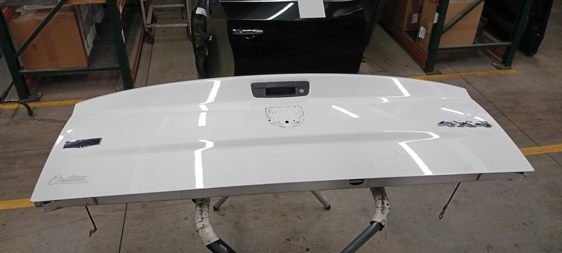 09-'11 DODGE RAM 1500 2500 3500 Tailgate w/o camera opt White OEM Grade A!