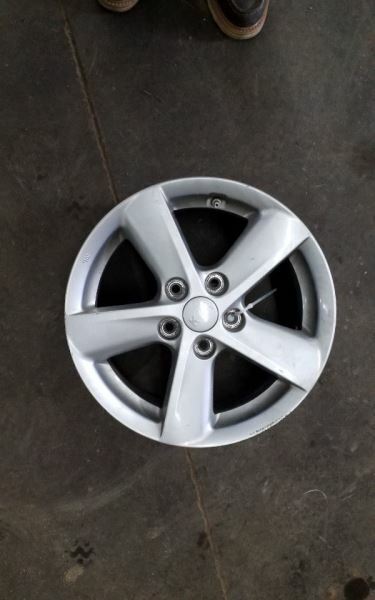 Wheel 16x6-1/2 Alloy LX 5 Spoke With Fits 14-15 OPTIMA 225189