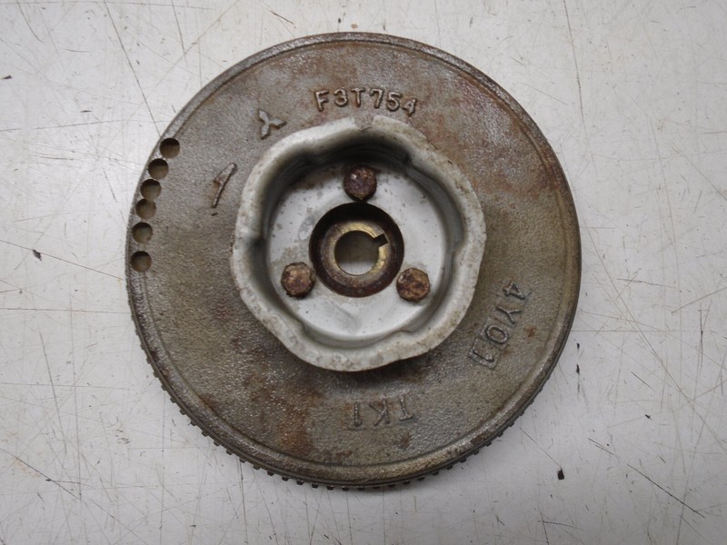 WA6 Nissan Tohatsu 8 HP Outboard 2 Stroke Flywheel Assembly 3B2-06194-1 F3T754