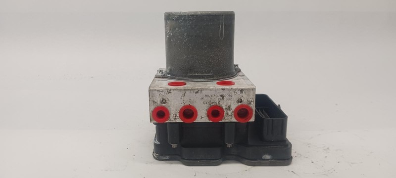 19-'22 VOLVO XC40 ABS pump module w/adaptive cruise 33k miles OEM 1 Year Wnty!
