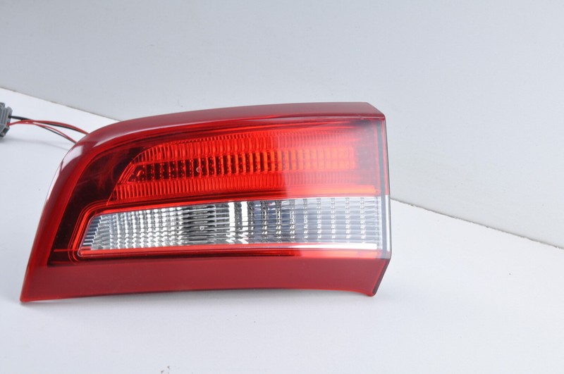 VOLVO S60 Right RH Inner Backup Lamp Tail Light OEM 2011 - 2018 *