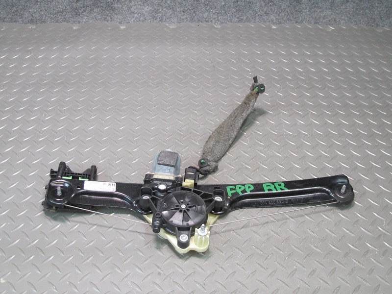 17-23 PORSCHE PANAMERA 971 REAR RIGHT DOOR WINDOW REGULATOR W MOTOR 971839402