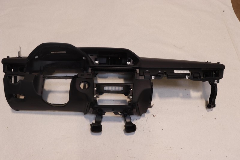 2010-2013 MERCEDES E-CLASS E350 W212 SEDAN DASH DSAHBOARD PANEL COVER BLACK OEM