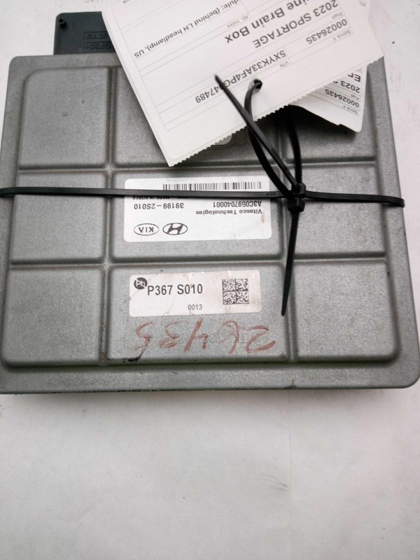 2023 KIA Sportage Engine Control Module ECM 2.5L Black OEM 391002S226