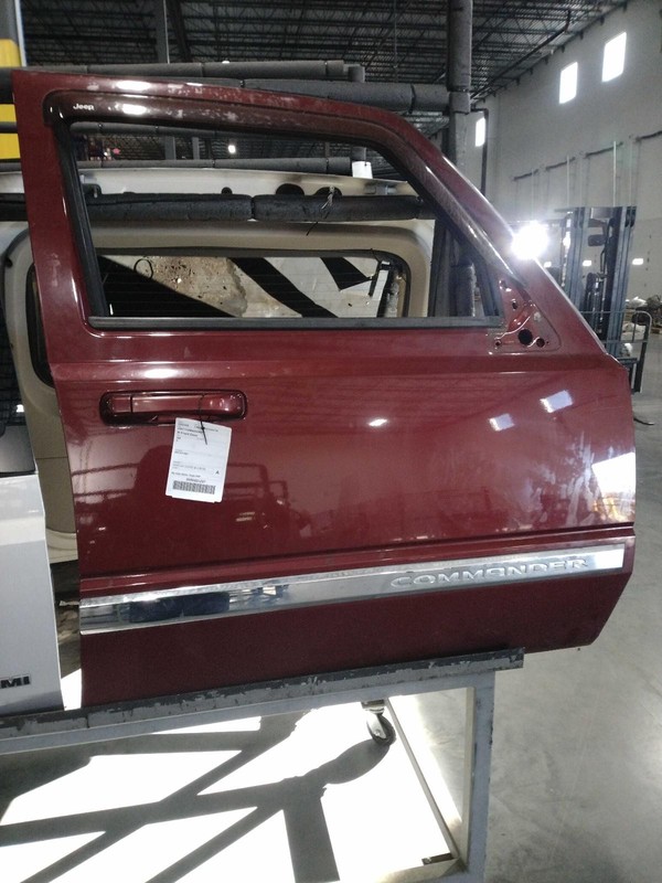 2007 Jeep Commander Right Front Door Red 4DR SUV OEM Used Part 277489
