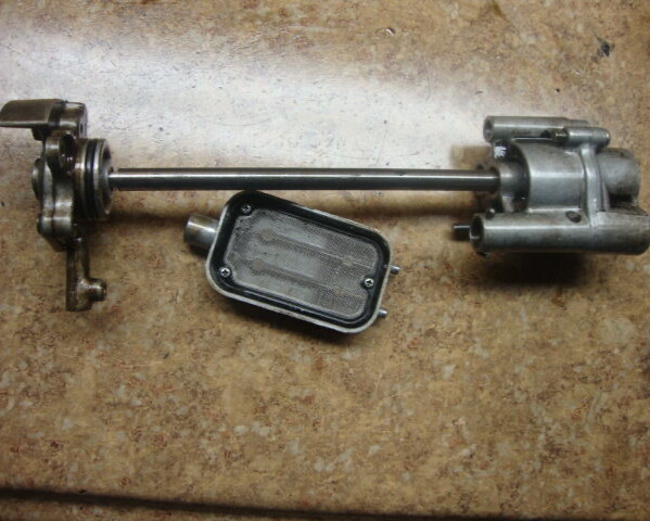 1980 Honda GL1100 GL 1100 Gold Wing Engine Oil Pump Shaft Motor Goldwing Screen