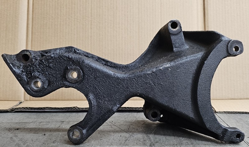 1994-1995 CHEVROLET GMC C/K 2500 3500 454ci POWER STEERING PUMP BRACKET 10187610