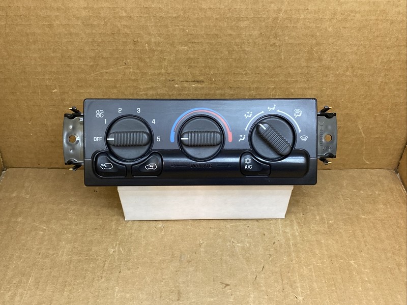 99-02 Silverado Sierra Tahoe Suburban Climate Temp Temperature Controls 15753264