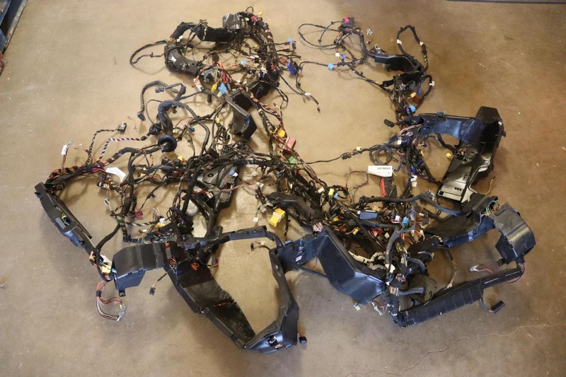2010 MERCEDES E-CLASS E350 W212 SEDAN BODY MAIN WIRE WIRING HARNESS OEM