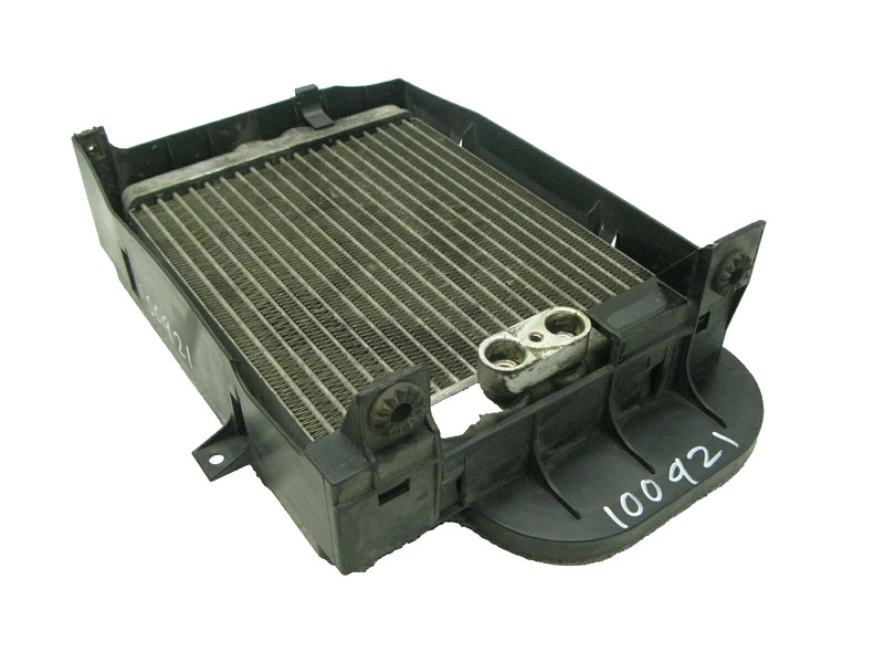 2007-2014 BMW X5 E70 Left Side Oil Cooler Auxiliary Radiator 17117555206 OEM 102
