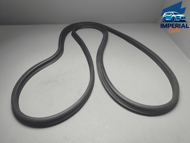 TOYOTA COROLLA SEDAN REAR TRUNK DECK LID WEATHERSTRIP SEAL RUBBER OEM 2020-2024
