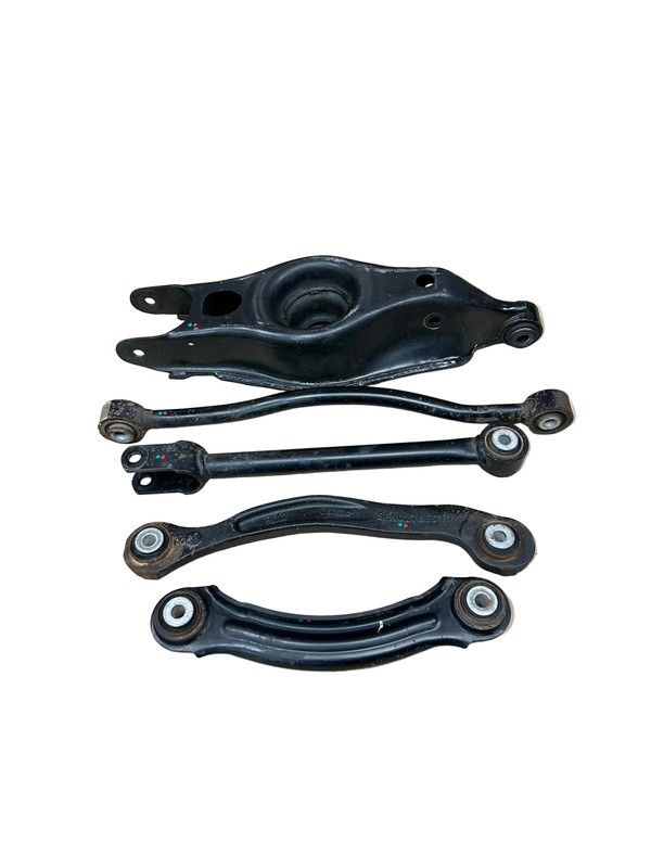 15-23 Dodge Charger Challenger 300 RH Passenger Rear Suspension Control Arm Set