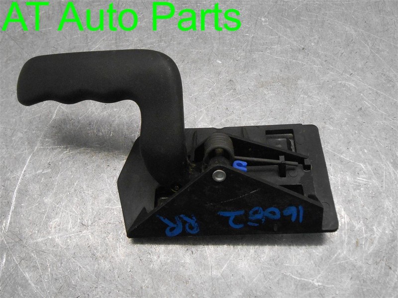 2001 SUBURBAN 1500 PASSENGER RIGHT REAR BLACK INTERIOR HANDLE OEM 229.GM8J01