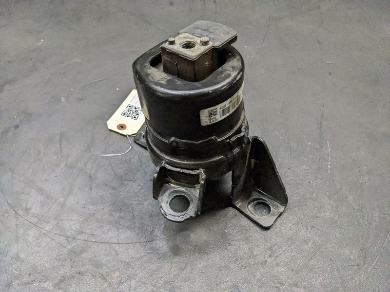 Front Engine Mount Bracket 2019 Ford EDGE K2G3-6F012-AC 2016 2017 2018