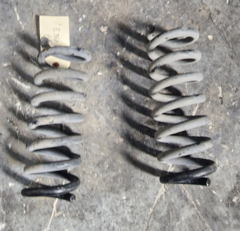 2010-2017 MERCEDES E350 W212 COUPE REAR LEFT & RIGHT SUSPENSION SPRINGS