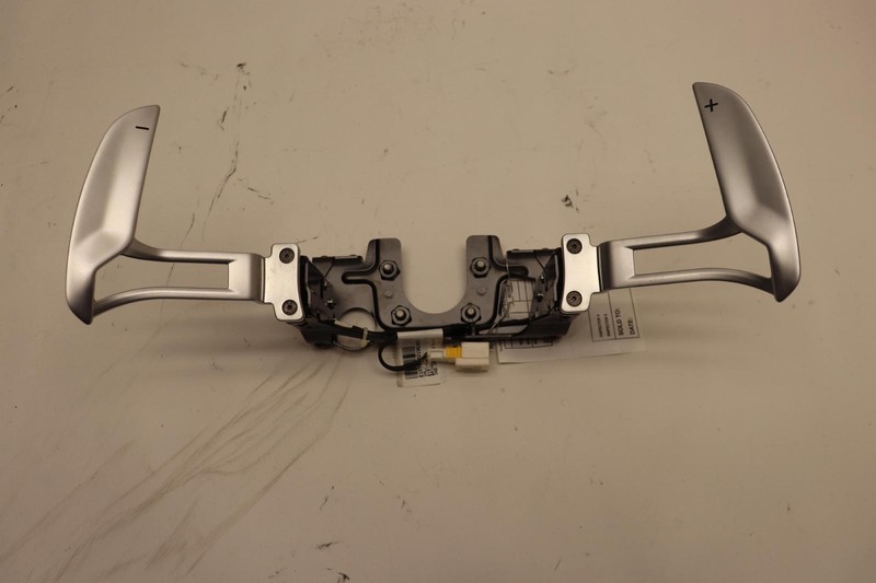 2014-2020 MASERATI QUATTROPORT STEERING COLUMN GEAR SHIFTER PADDLE OEM