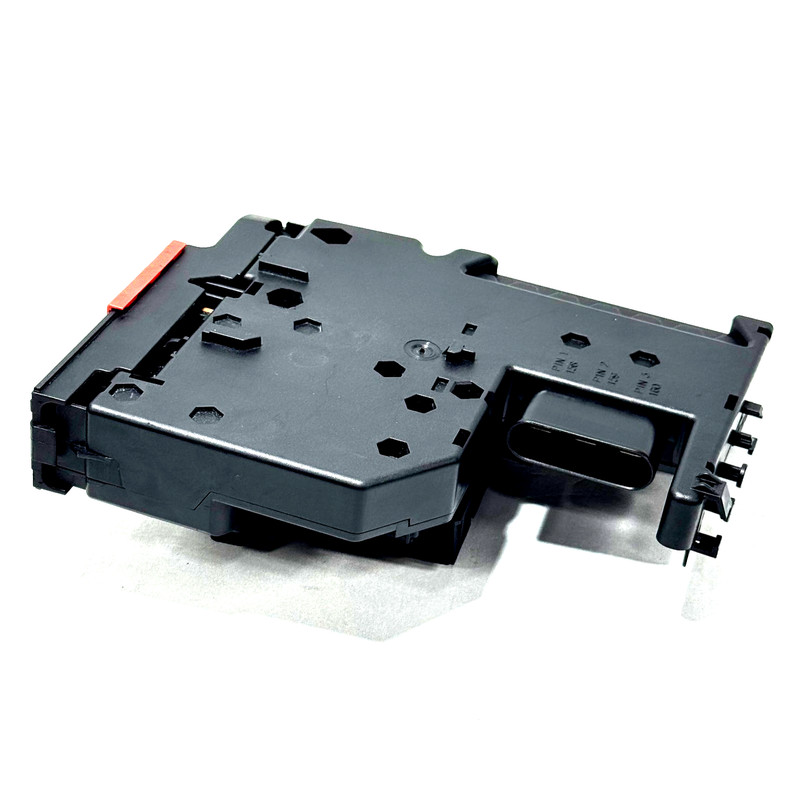📌 08-17 MERCEDES-BENZ C250 POSITIVE TERMINAL JUNCTION FUSE BOX A2075400640 OEM