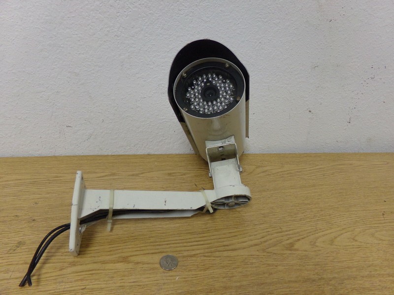APC-8917B6M 1/3 Color High Resolution Weatherproof IR Camera NTSC 6.0mm w/ Mount