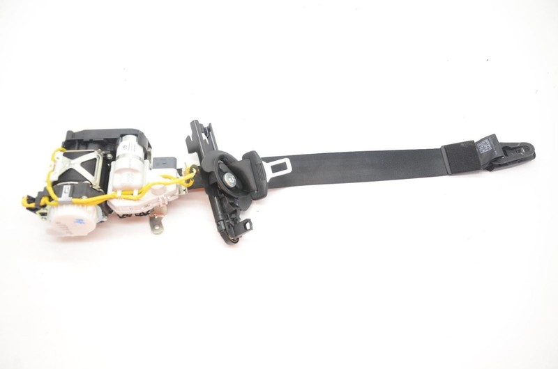 16-18 Audi A6 Black Passenger Right Front Seat Belt Retractor 34094304