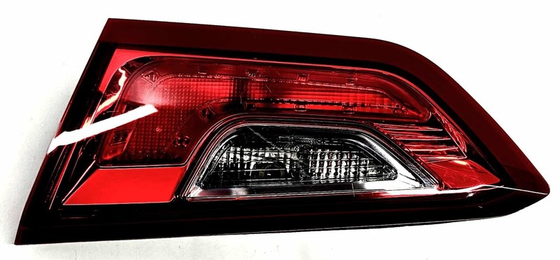 2016-2024 Chevy Malibu Right Passenger Side RH Tail Light Lamp Assembly OEM