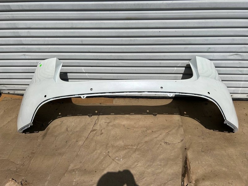 ✅ 20-22 Tesla Model Y Rear Bumper Cover w/Sensor Holes 1540120-01-A w/scratches