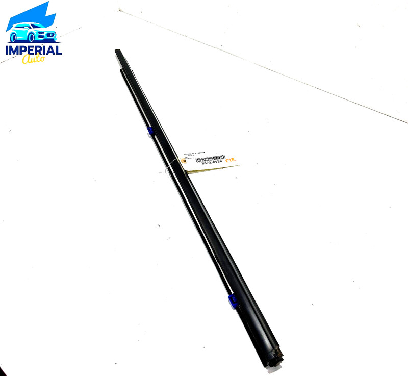 18-20 ACURA TLX FRONT RIGHT PASSENGER DOOR WINDOW WHEATHERSTRIP BELT MOLDING OEM