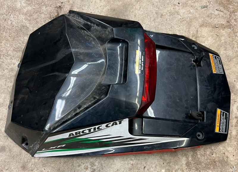 ARCTIC CAT F5 F6 F8 EFI LXR REAR STORAGE BOX ASSY 2718-698
