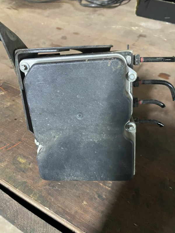 2011 2012 2013 Hyundai Sonata ABS Brake Pump Modulator