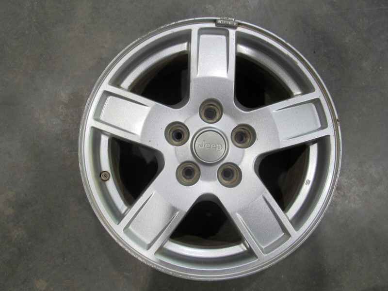 2005-2007 JEEP GRAND CHEROKEE LAREDO WHEEL ( 4 )1 7x7-1/2 ALUMINUM