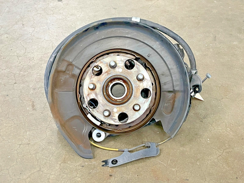 ⭐2013-2020 LEXUS IS300 RWD REAR RIGHT SUSPENSION SPINDLE KNUCKLE HUB OEM LOT2634
