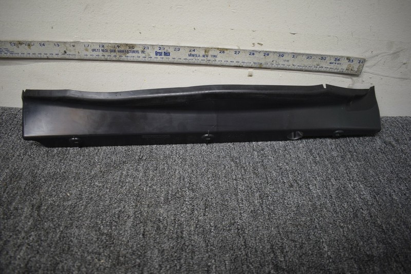 2012 MERCEDES BENZ E CLASS INSULATION TRIM COVER FACTORY OEM