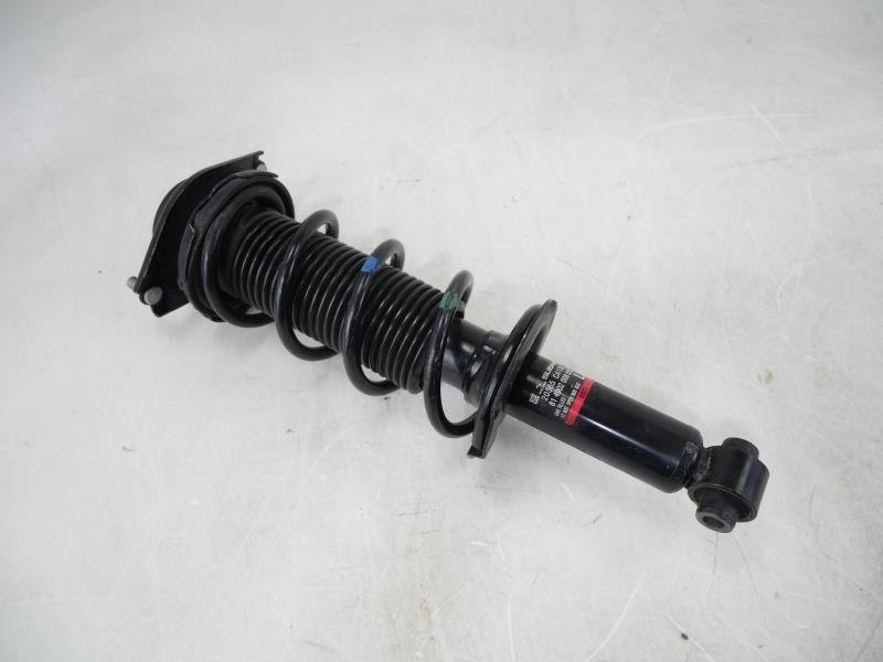 Used Shock Absorber Rear Right Passenger Strut Spring 2017-2020 Toyota 86 OEM