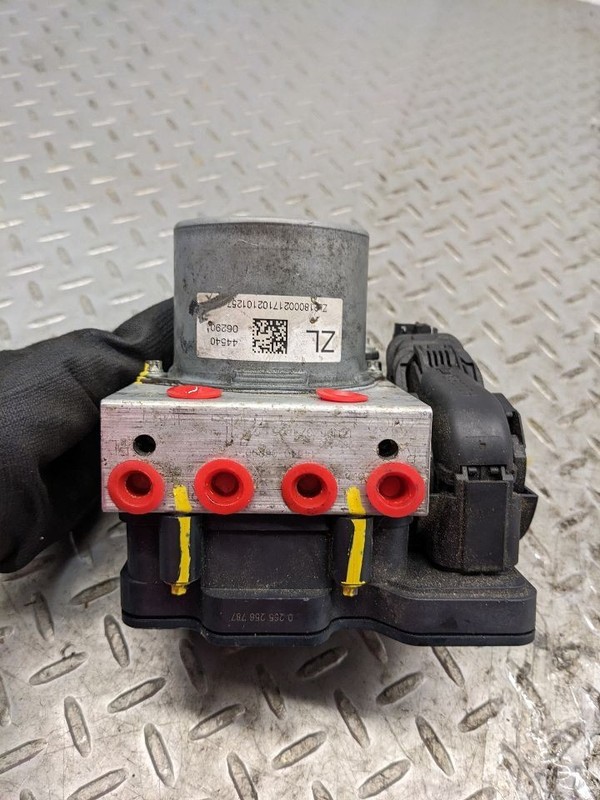 Anti-Lock Brake Part Actuator And Pump Assembly L Model Fits 18-20 CAMRY 1159601