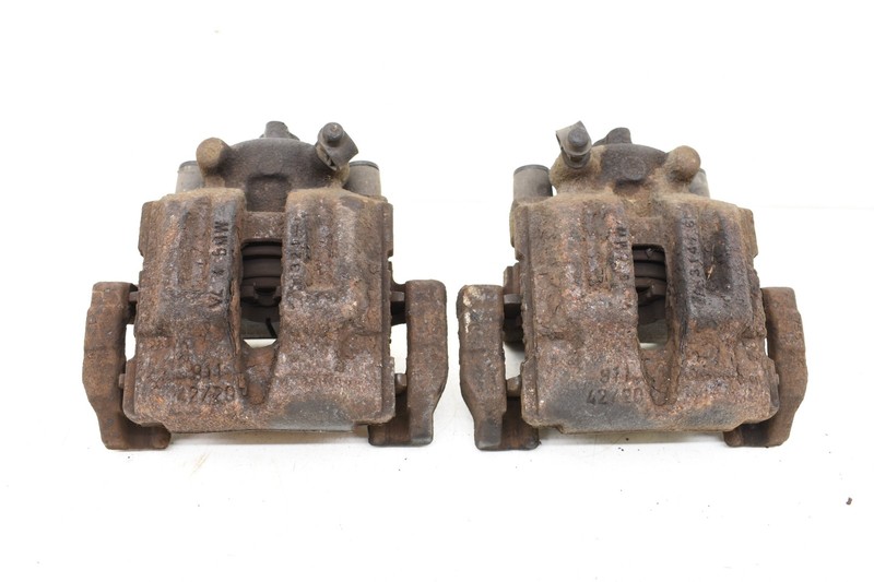 2007 BMW E90 328xi Rear Left Right Brake Calipers Set Pair OEM KW61