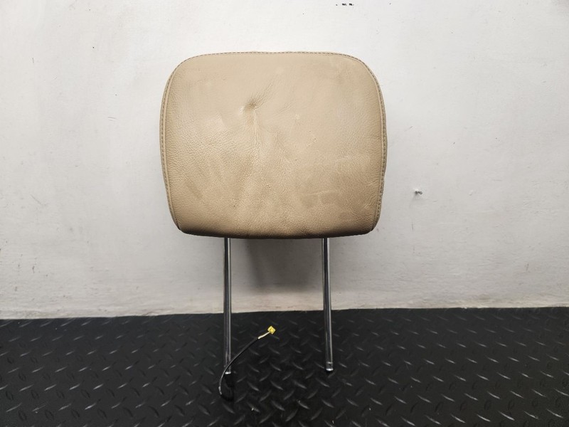10-13 Mercedes-Benz S-Class Front Seat Headrest Assembly Biege OEM 2219706250