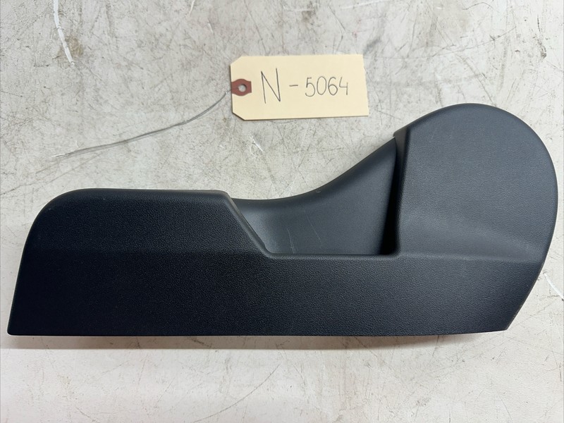 2017-23 TESLA 3 FRONT SIDE SEAT INNER TRIM COVER PANEL N-5064 B29