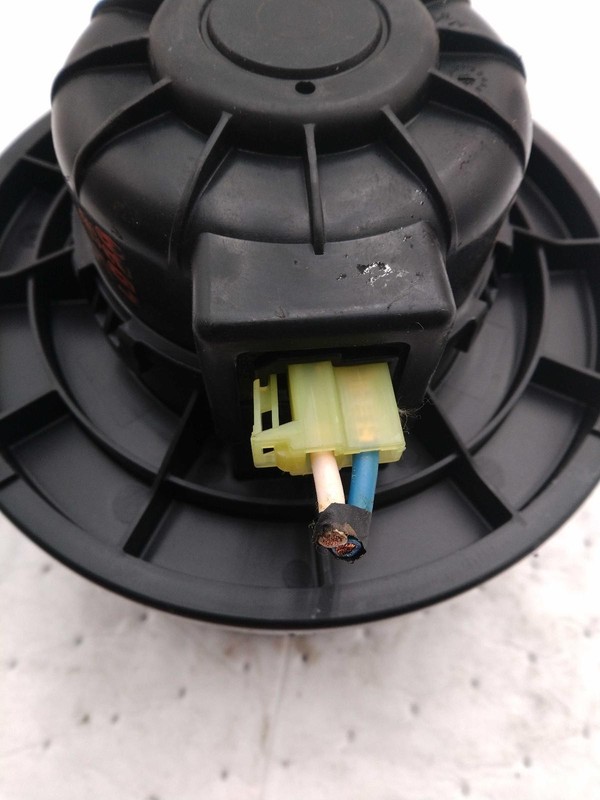 2017 KIA Sportage HVAC Blower Motor OEM 971132P000 Used 72K Miles Blue