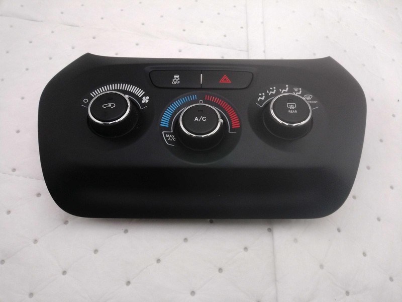 2017 Jeep Cherokee A/C Selector Switch OEM 68293521AC White 120K Miles