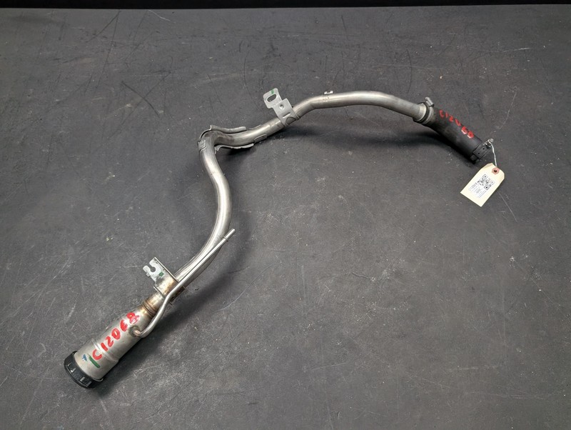 Fuel Filler Neck 2019 Chevrolet Camaro 84218958 2018 2020 2021 2022 2023 2024