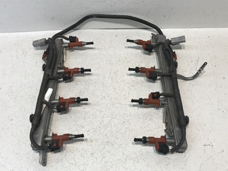 07-17 LEXUS LS460 4.6L V8 UPPER FUEL INJECTORS W/ RAILS SET OEM