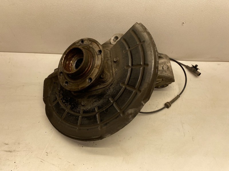 2015-2017 CHRYSLER 200 LEFT FRONT HUB SPINDLE KNUCKLE BEARING ASSEMBLY OEM