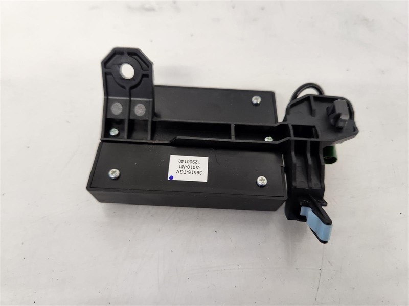 2021-2023 Acura Tlx Antenna Booster 39515-Tgv-A01 39515Tgva01
