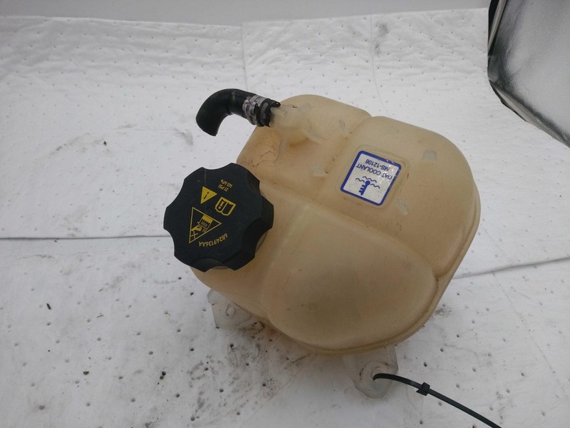 2018 Jeep Cherokee Engine Coolant Reservoir Black OEM 68102155AD Used