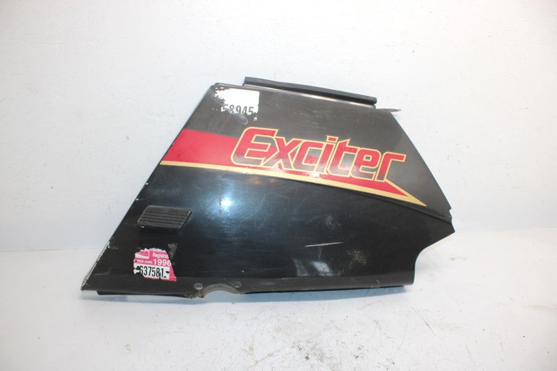 90 Yamaha Exciter Oem Right Side Panel 82M-2198H-00-00 SY3
